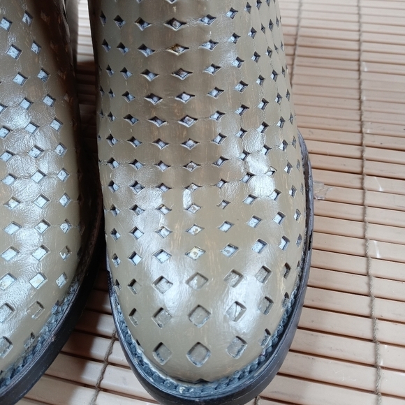 Corral C3200 women's Boots Laser Punched Hand Painted Taupe Leather Size 7 M. Wo - Picture 5 of 11